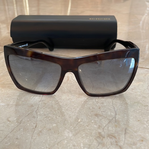 Balenciaga Brown Sunglasses - Picture 2 of 6